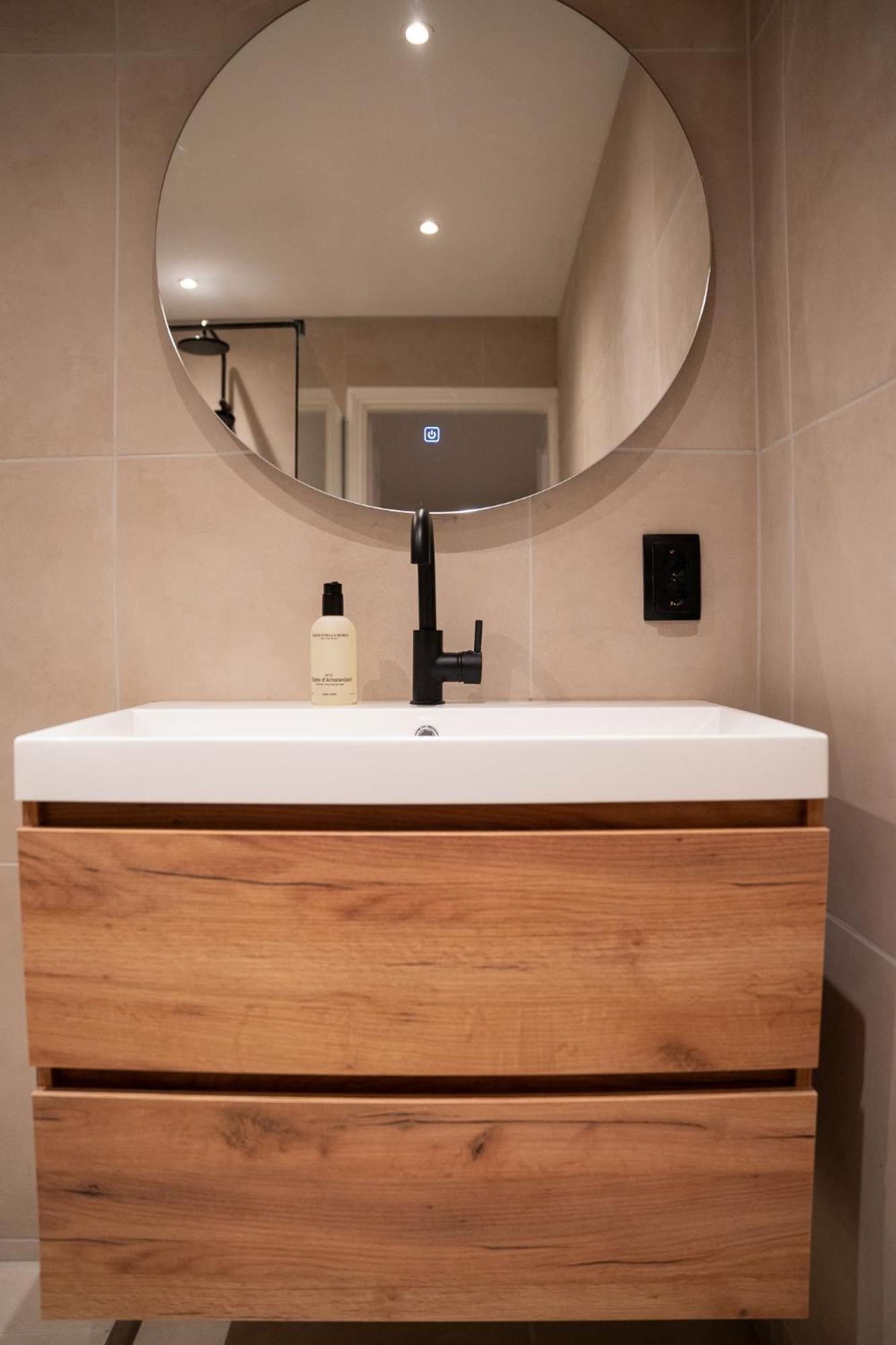 Skinny Bridge Boutique Stay أمستردام المظهر الخارجي الصورة